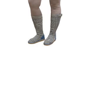 🔥saleCardy knit Jean & tan UGG  Boots